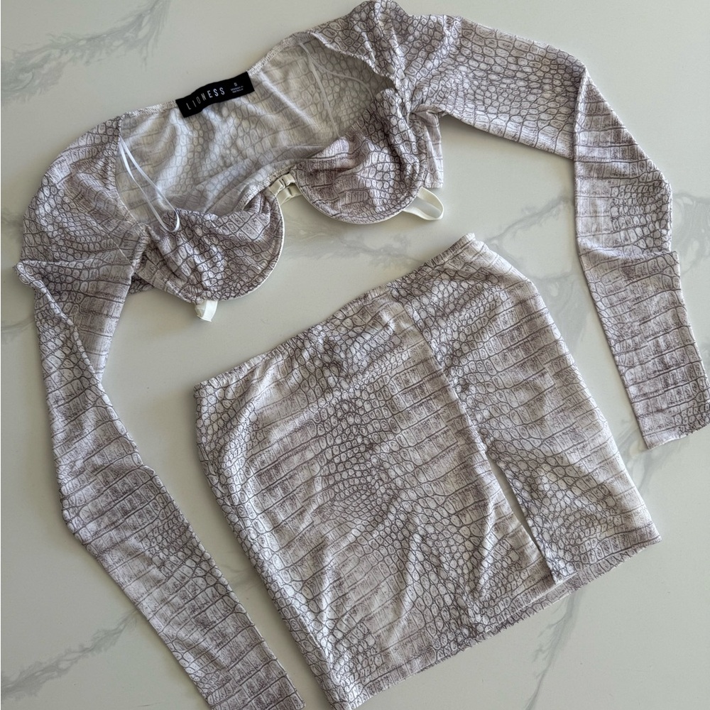 Lioness Two-Piece Set